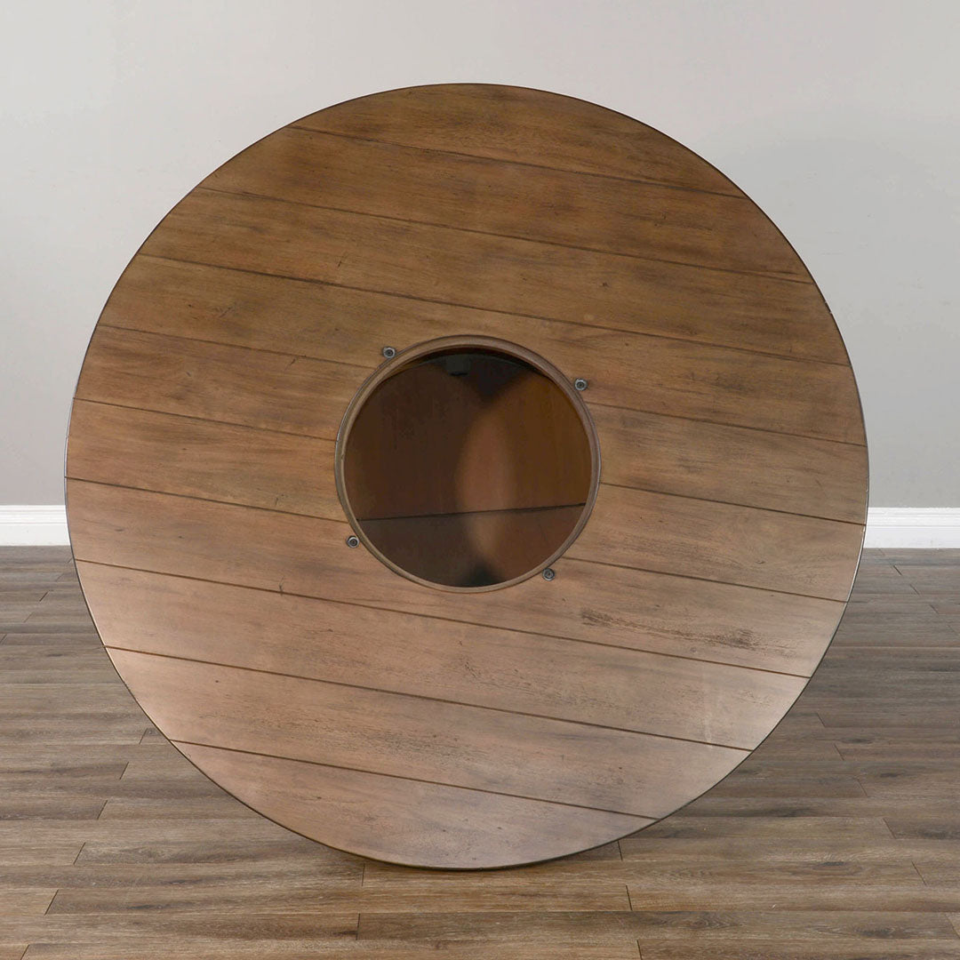Mesa de piel de ante con taburetes