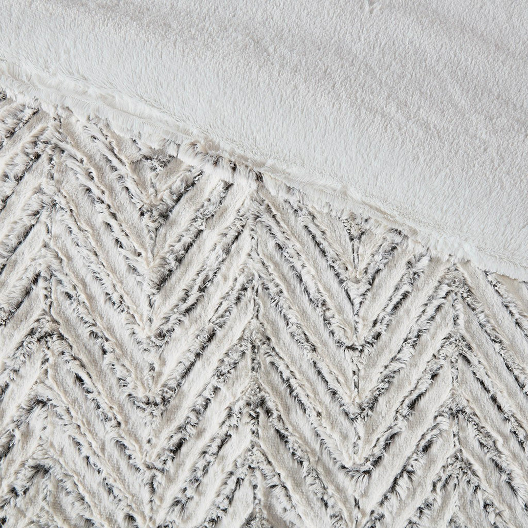 Adelyn Alternative Comforter Set