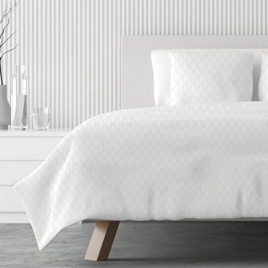 White Cotton / Natural Fiber Blend Cooling Cotton Sheets from Lusomé - Alternate angle