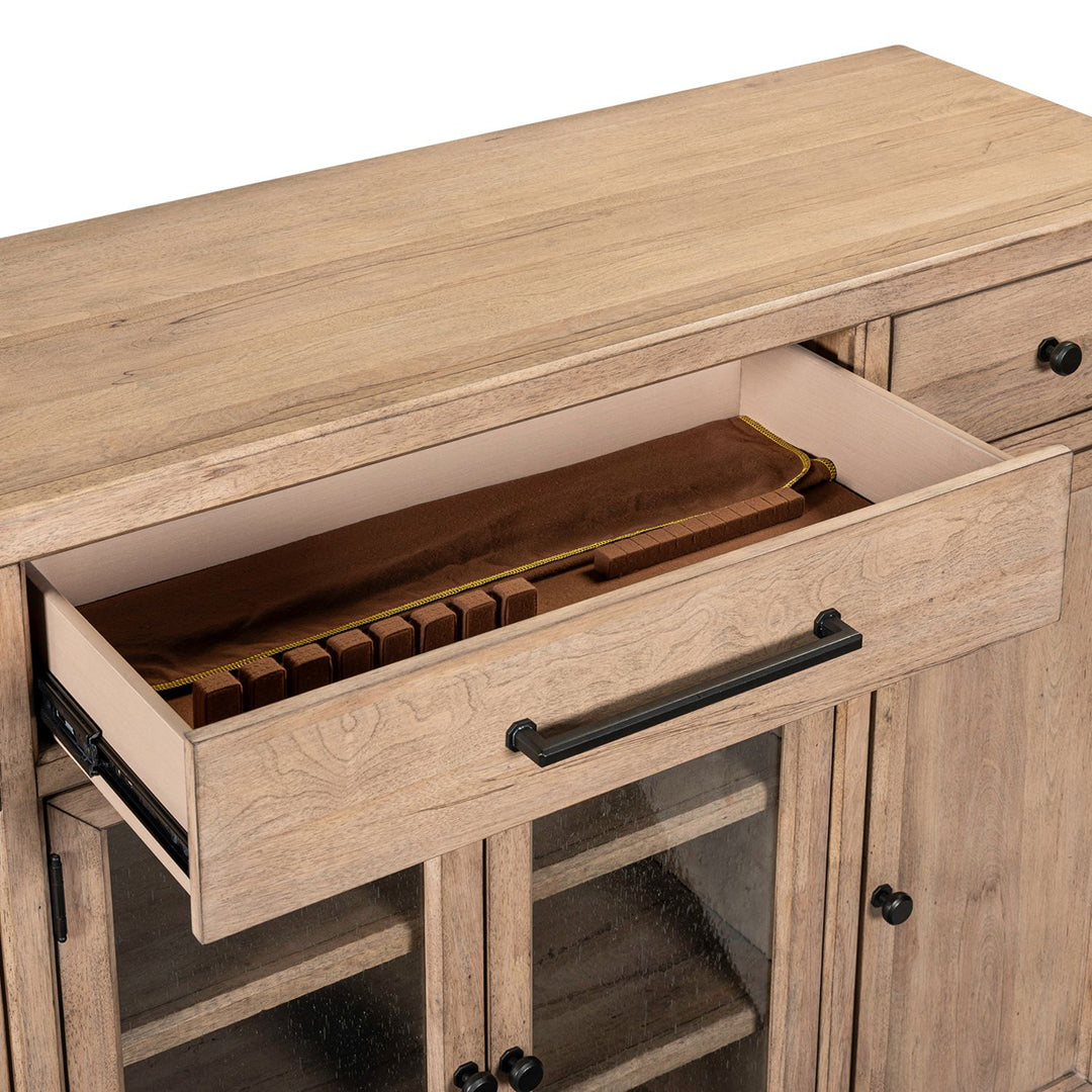 Buffet de Proximity Place