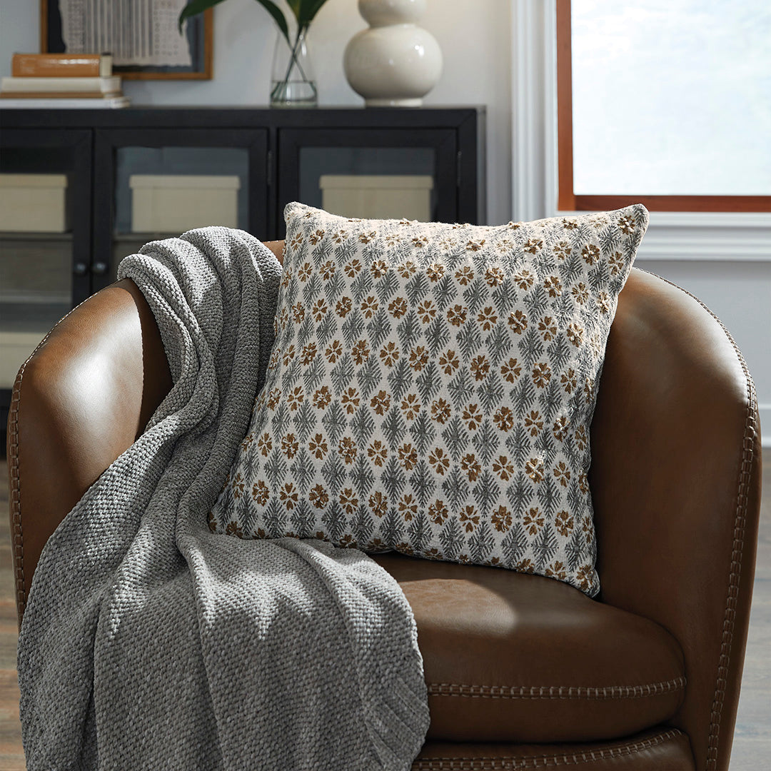 Dainwick Pillow