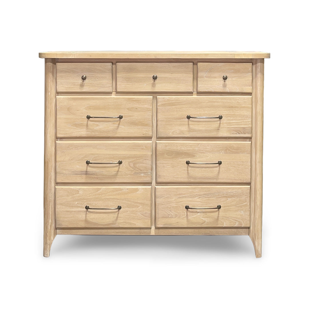 Aria Chest
