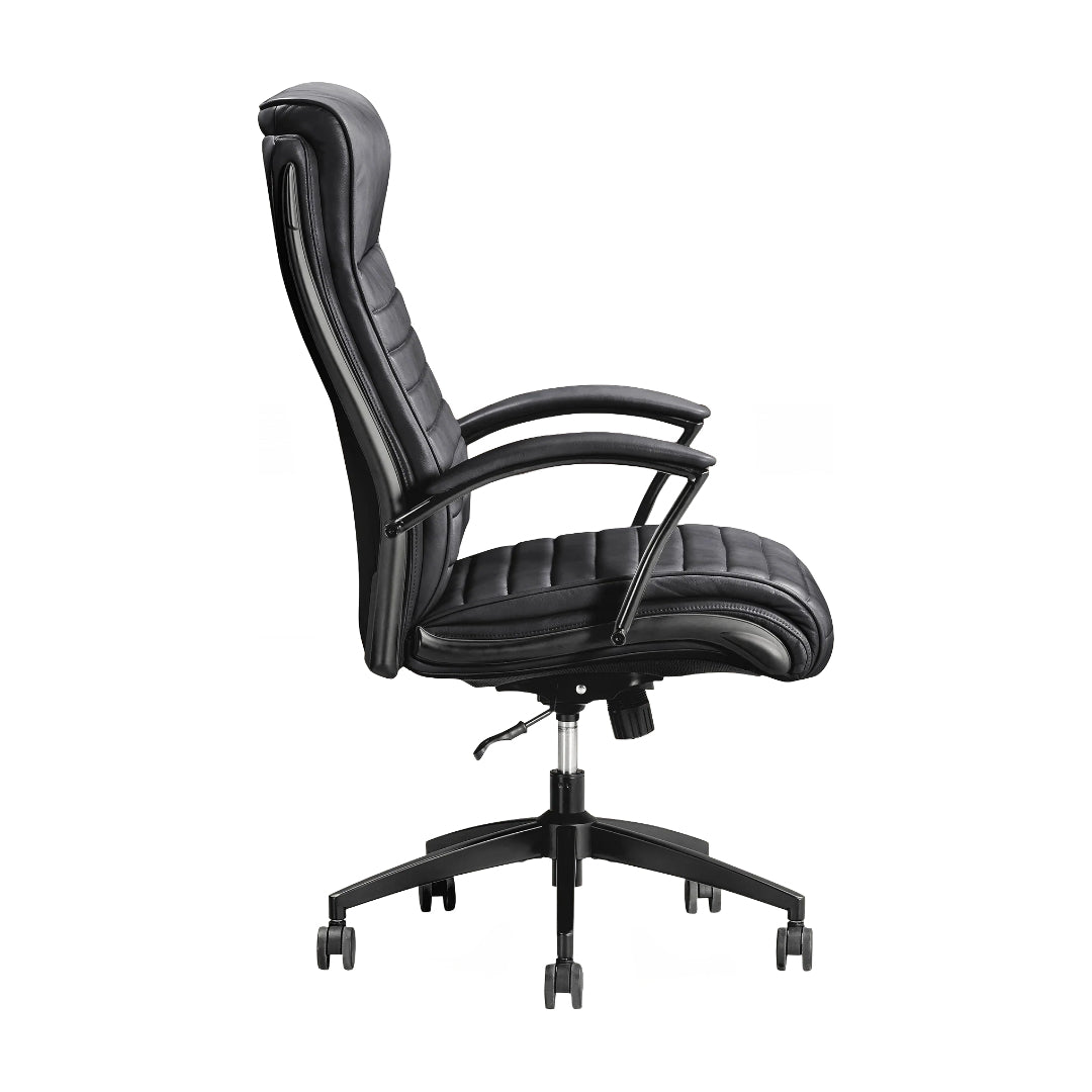 Atlas Leather Desk Chair from Parker House with Casters - Leather detail