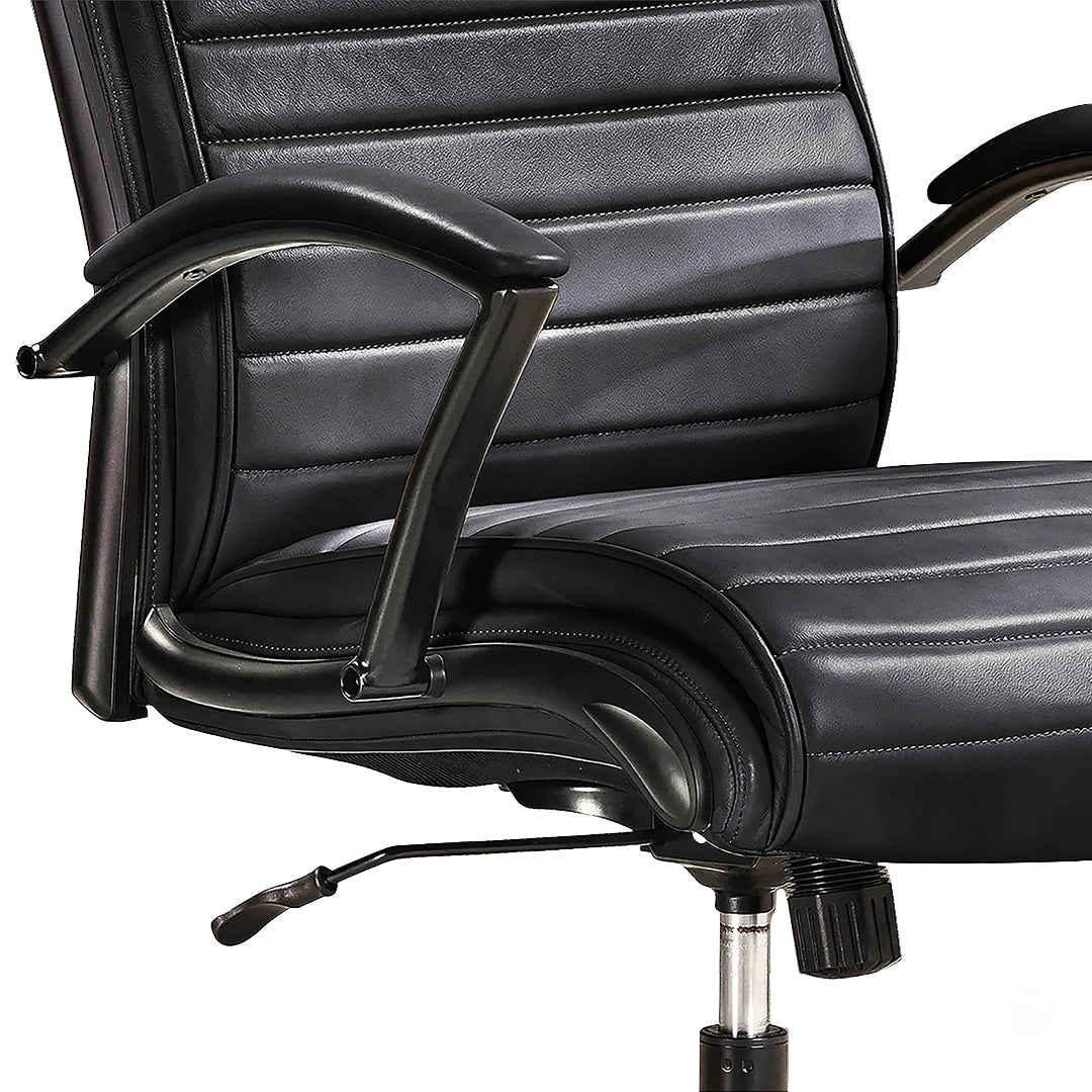 Atlas Leather Desk Chair from Parker House - Leather detail