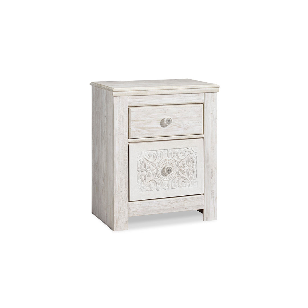 Paxberry Nightstand