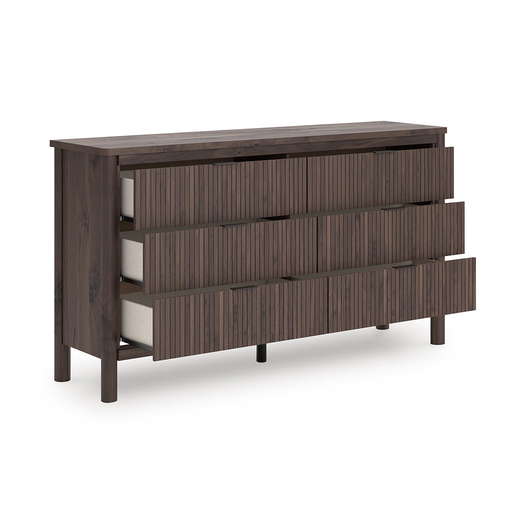Pamytta Dresser