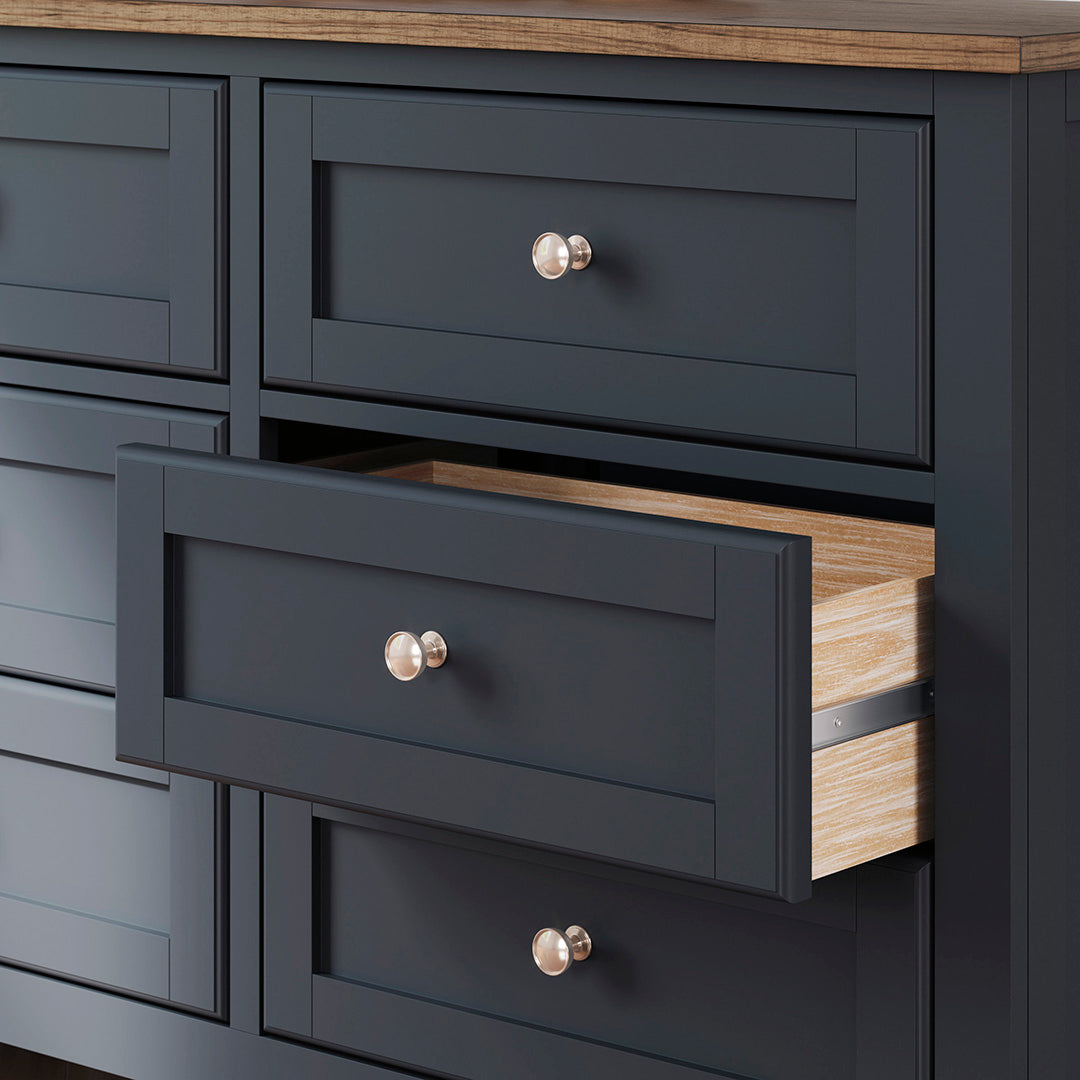Landocken Dresser