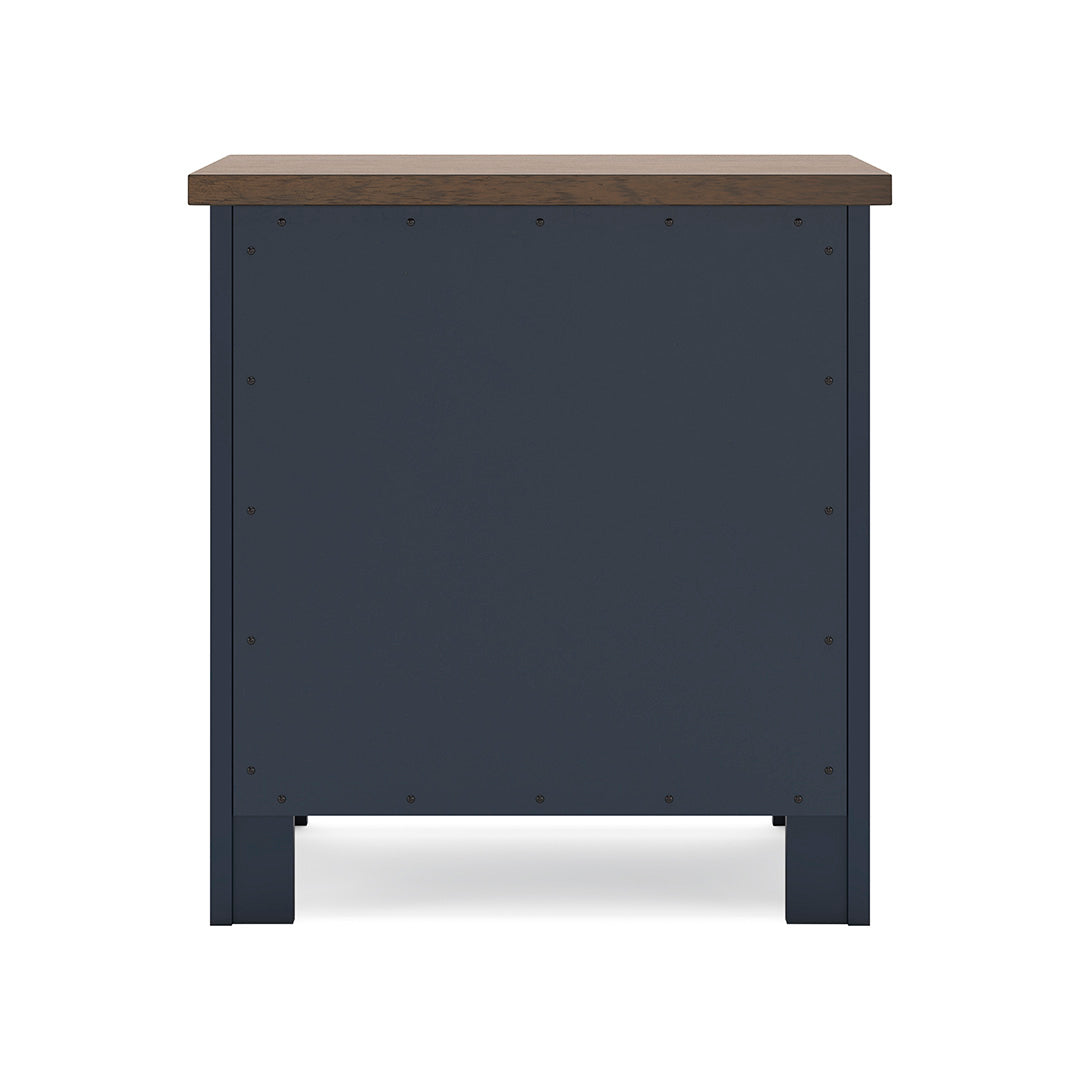 Landocken Nightstand