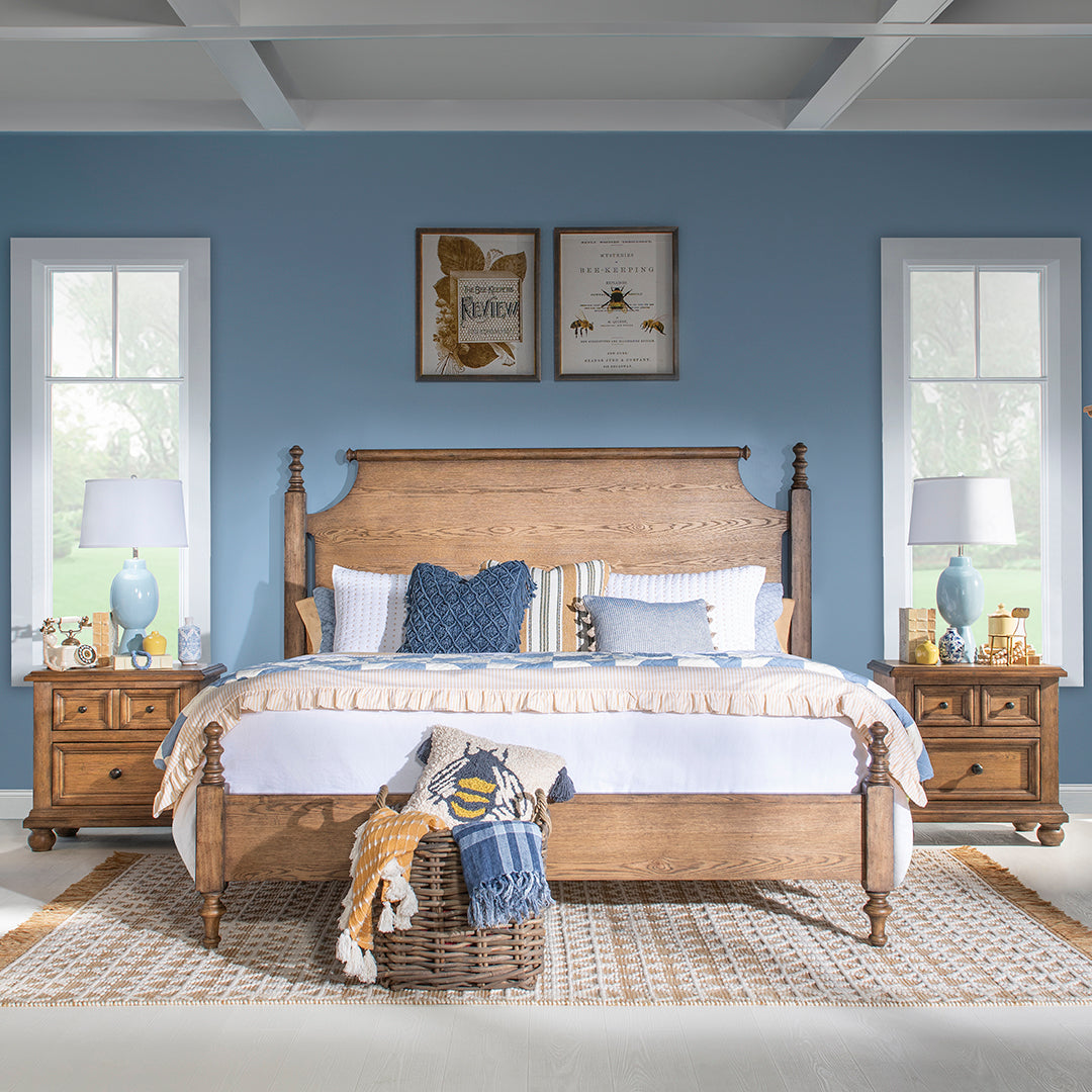 Vintage Market Poster Bed