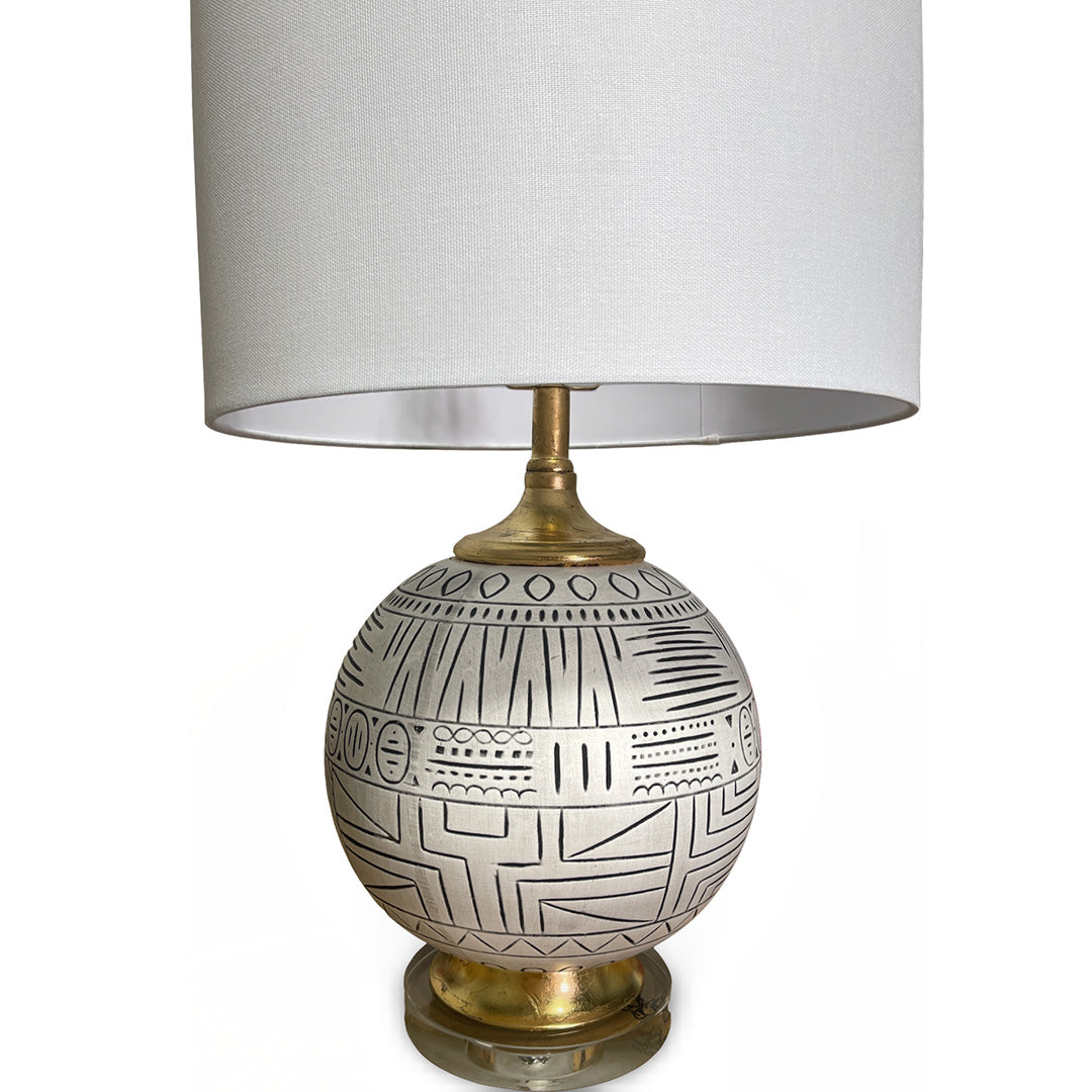 Black & White Ceramic Table Lamp
