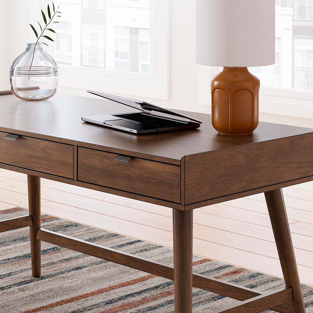 Lyncott Desk with Chair from Signature Design by Ashley - Closeup detail