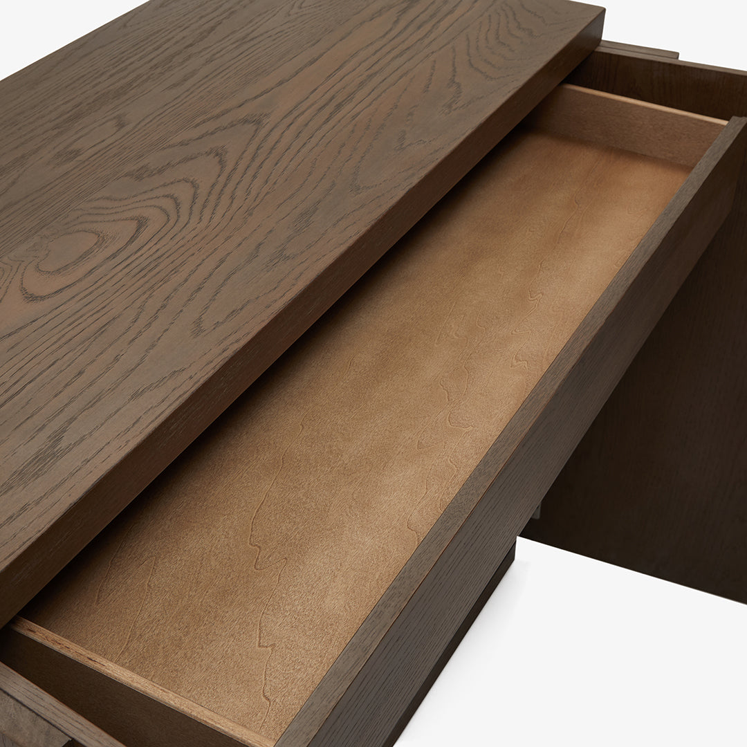Harriet Chest