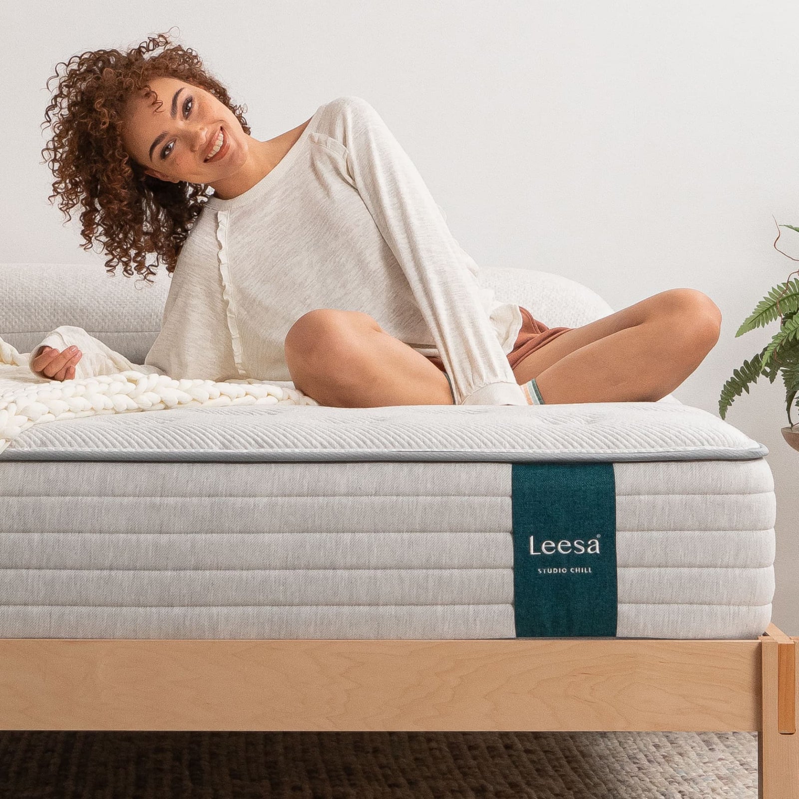 Studio Chill Hybrid Mattress