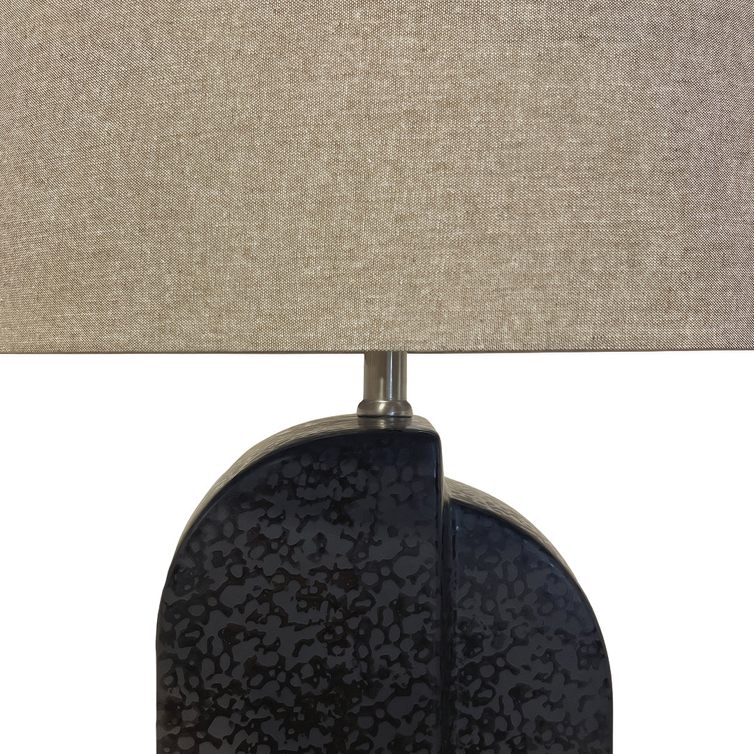 Lámpara de mesa de cerámica Mateo
