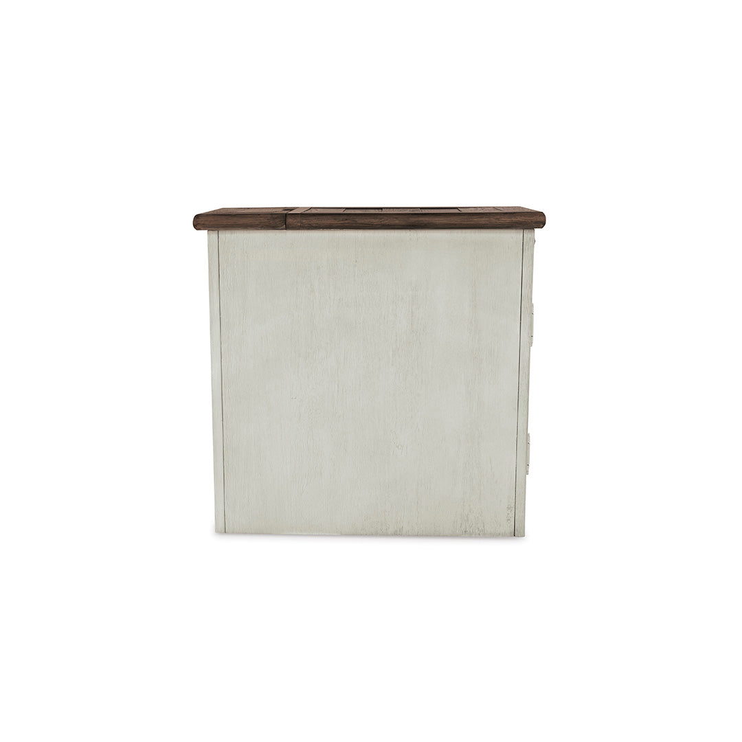 Bolanburg Chairside End Table with USB Ports and Outlets