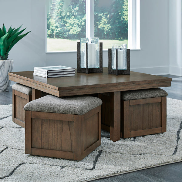 Mesa de centro Boardernest con taburetes