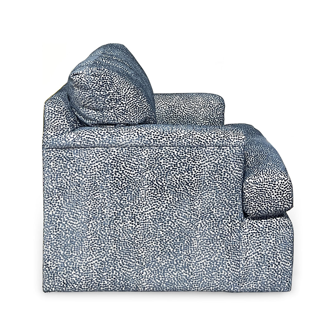 Tracy Swivel Chair from Hickorycraft (Craftmaster) in Blue Polyester, Made in USA - Additional view 4