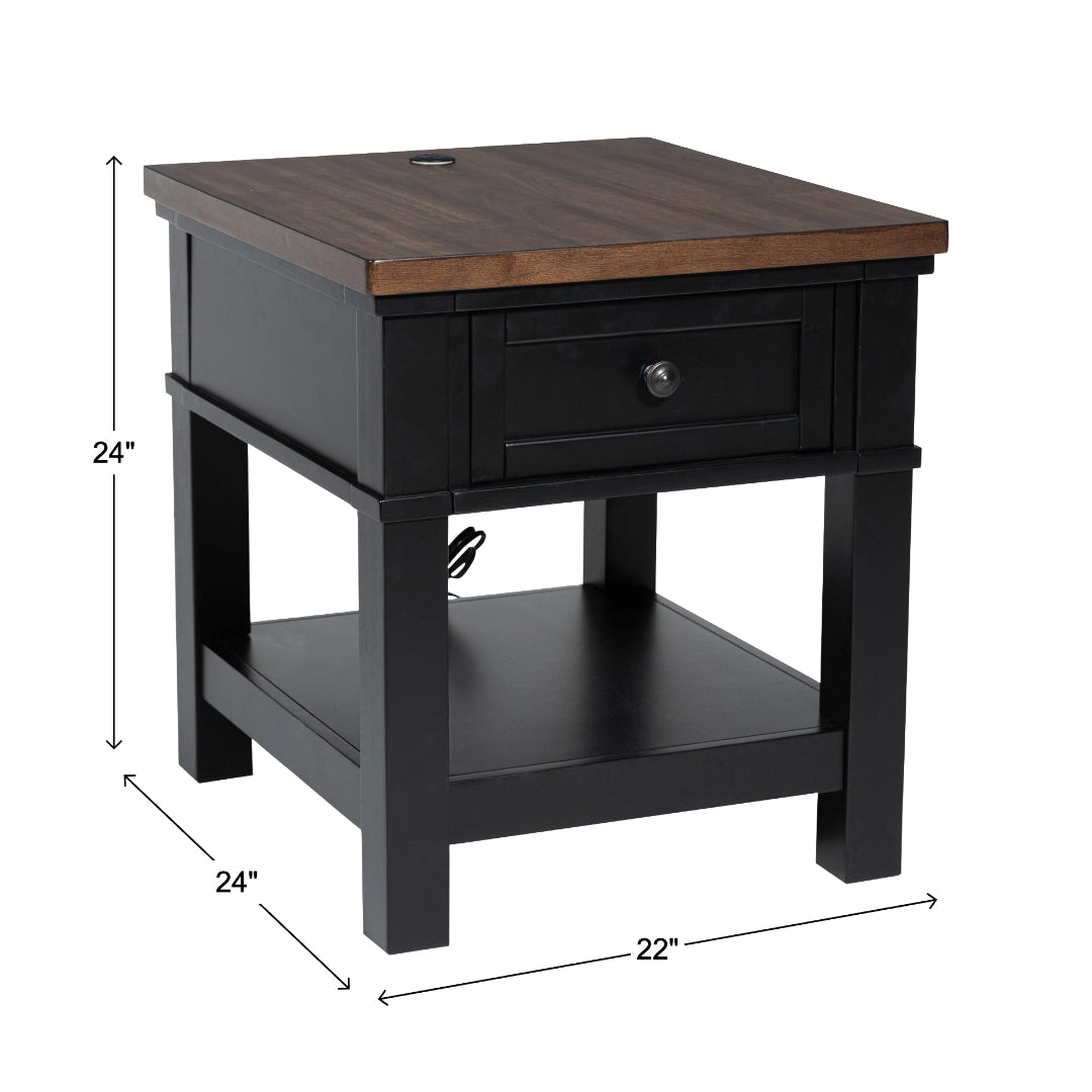 Mesa auxiliar Wildenauer from Signature Design by Ashley in Negro with USB Port - Additional view 12