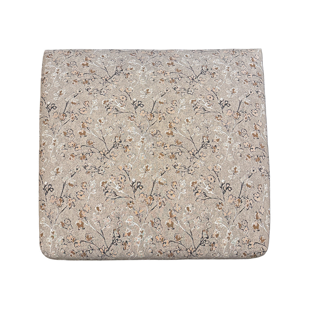 Square Ottoman from Best Home Furnishings in Polyester, Made in USA - Additional view 4
