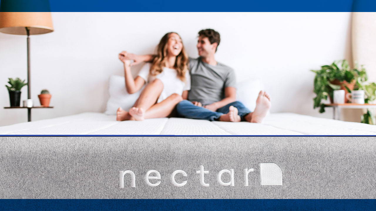 What Is A Memory Foam Mattress? (Features & Benefits 2024)