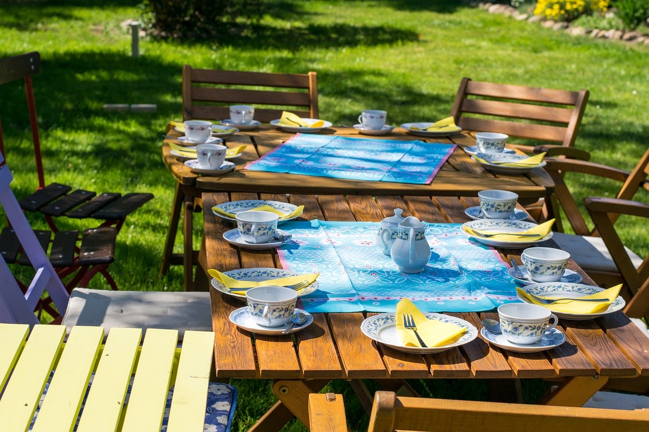 outdoor patio decorating tips