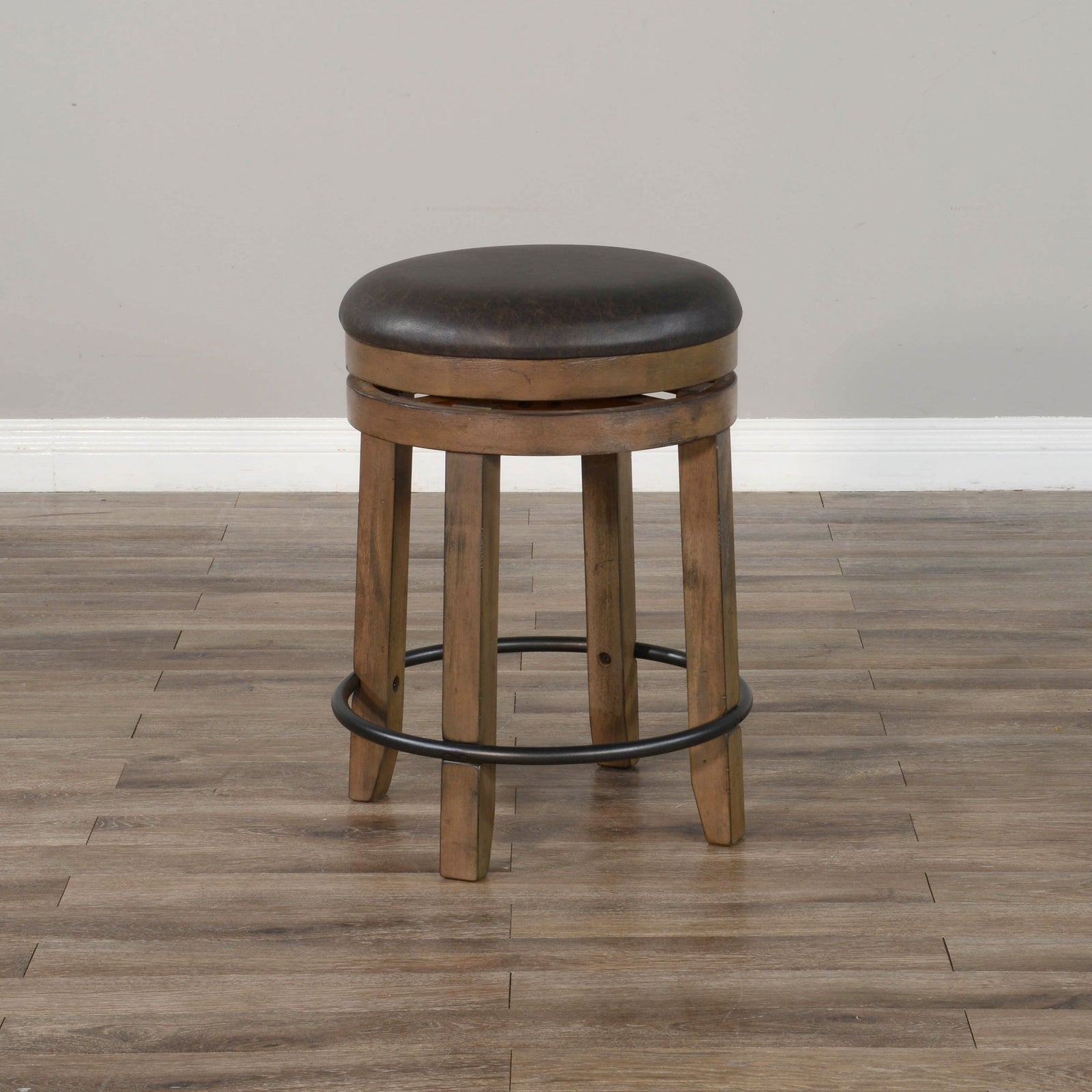 Buckskin Barstool with Cushion