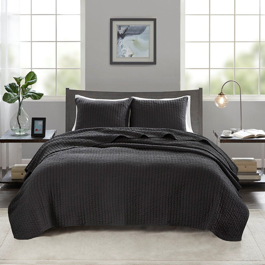 Keaton Black Coverlet Set