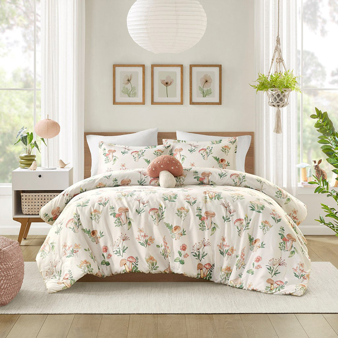 Gwen Garden Comforter Set