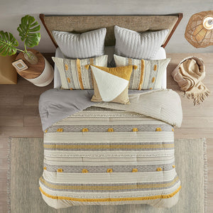 Cody Comforter Set