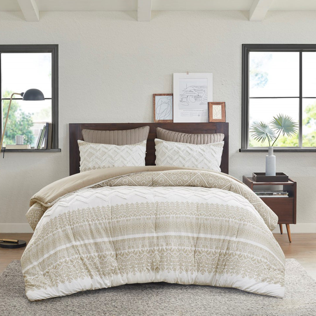 Mila Comforter Set