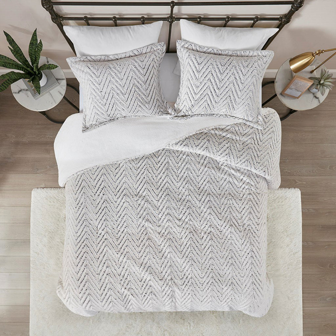Adelyn Alternative Comforter Set