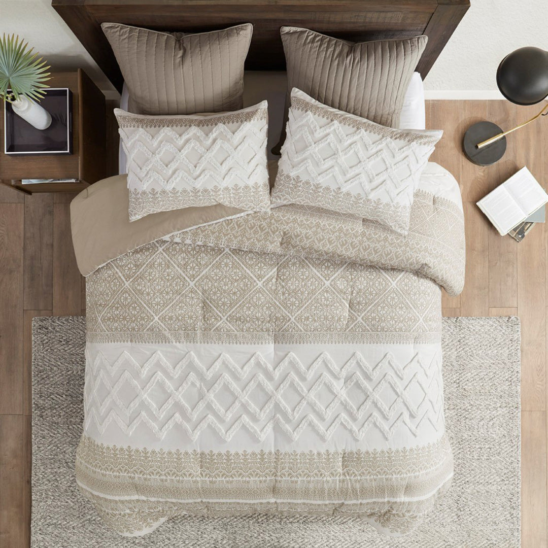 Mila Comforter Set