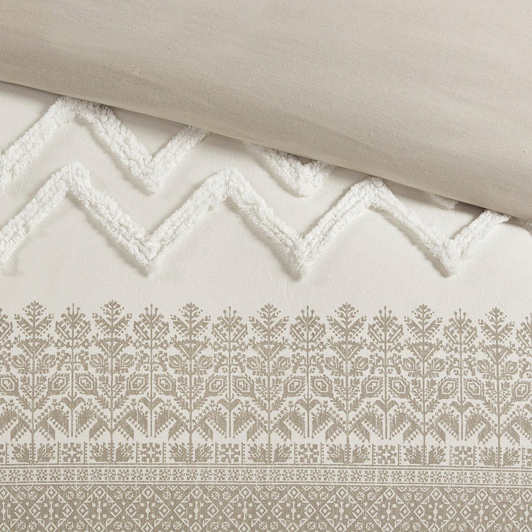 Mila Comforter Set