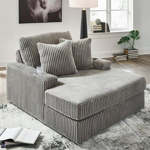 Lindyn Chaise