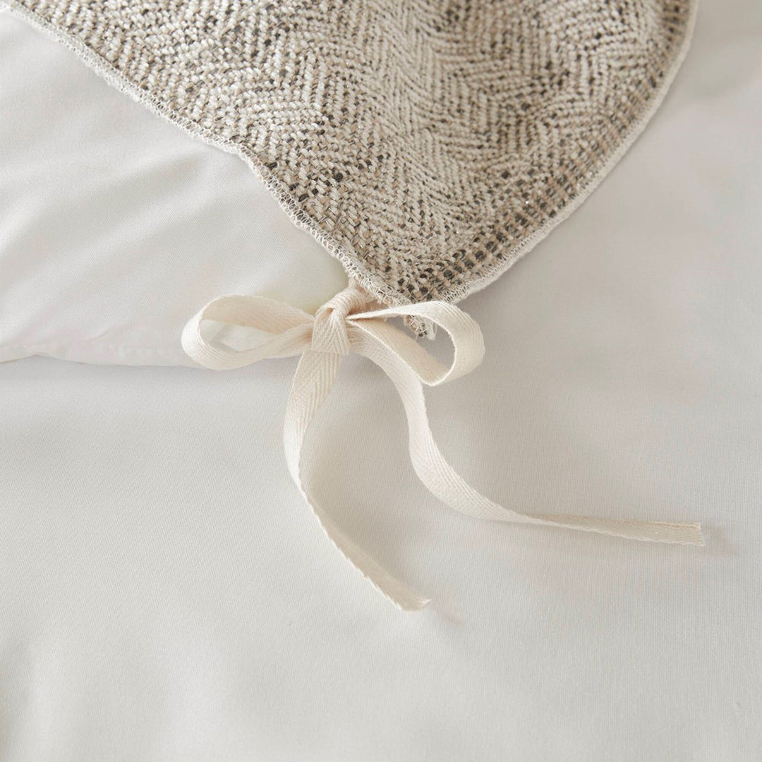 Chapman Comforter Set
