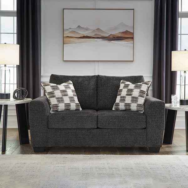 Loreo Loveseat