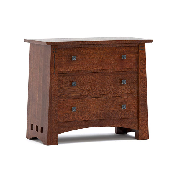 Highlands 3-Drawer Nightstand