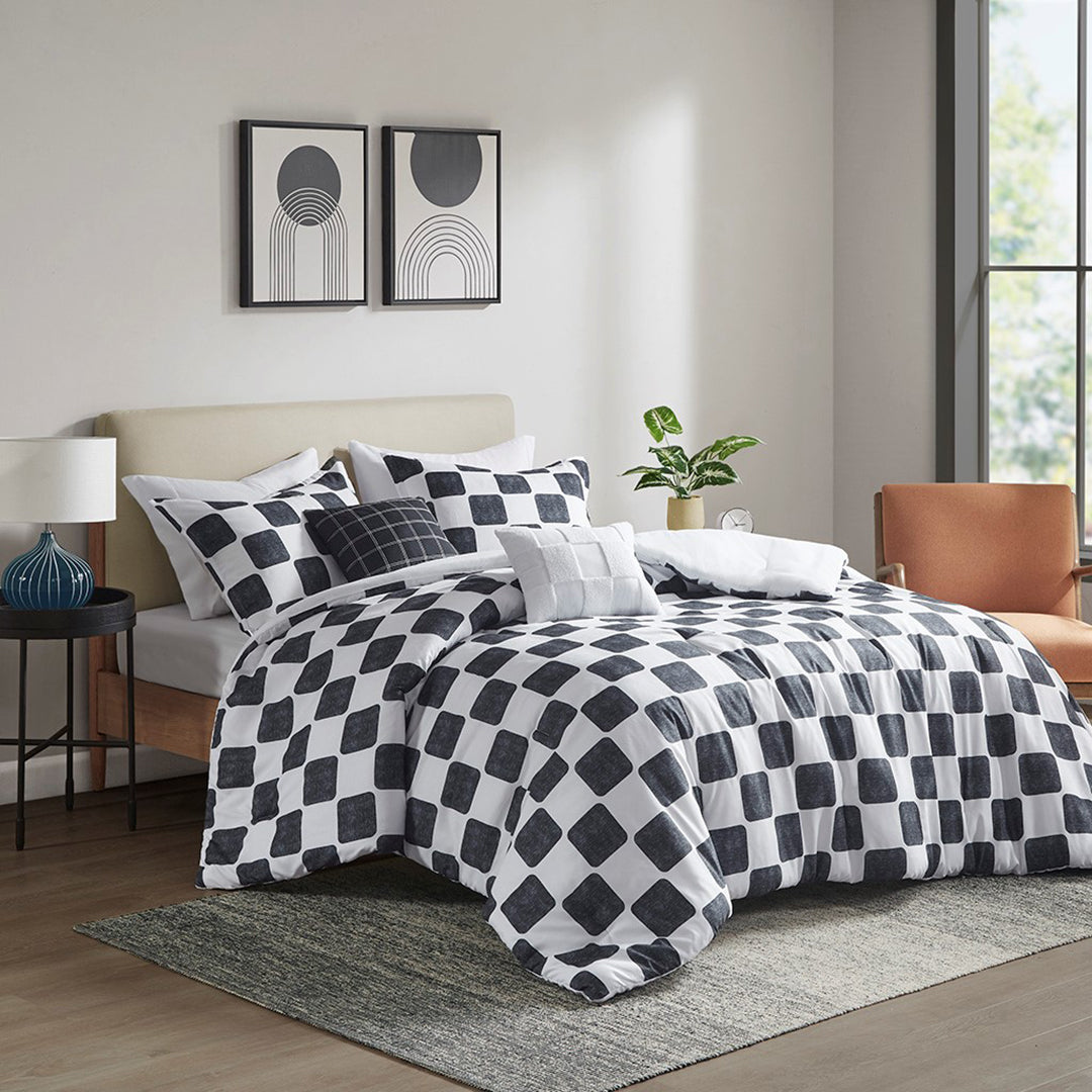 Miley Comforter Set