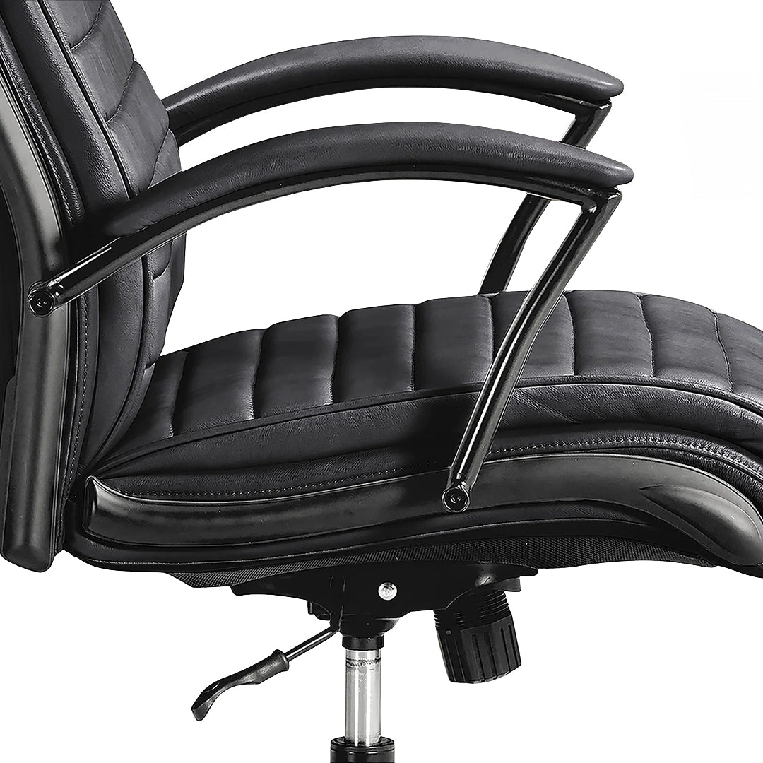 Atlas Leather Desk Chair from Parker House with Casters - Leather detail