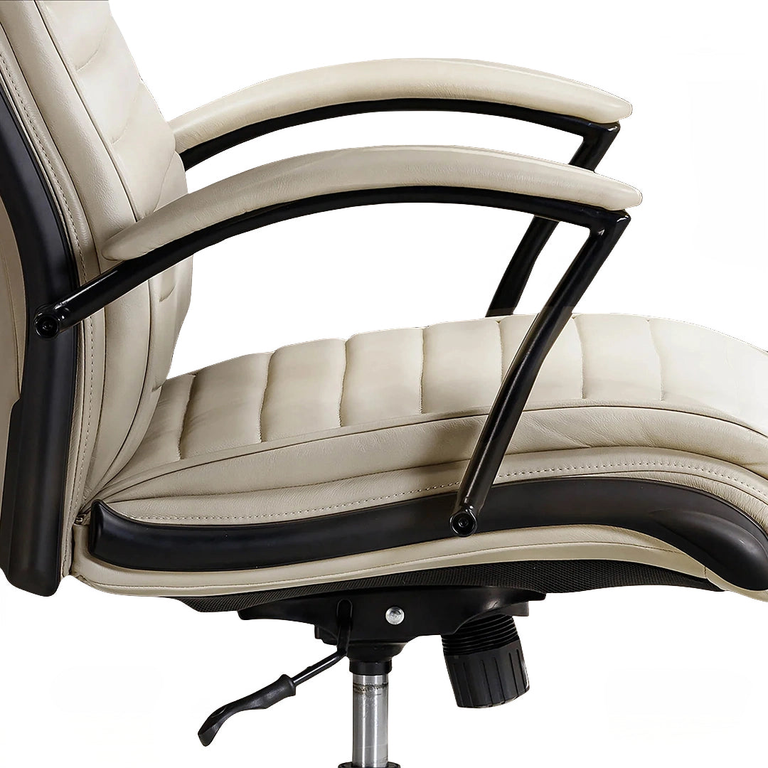 Atlas Leather Desk Chair from Parker House with Casters - Leather detail