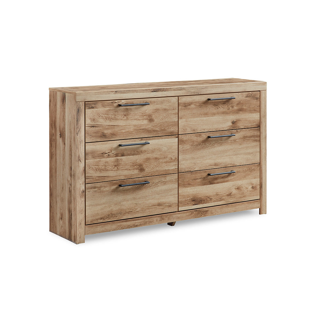 Hyanna Dresser