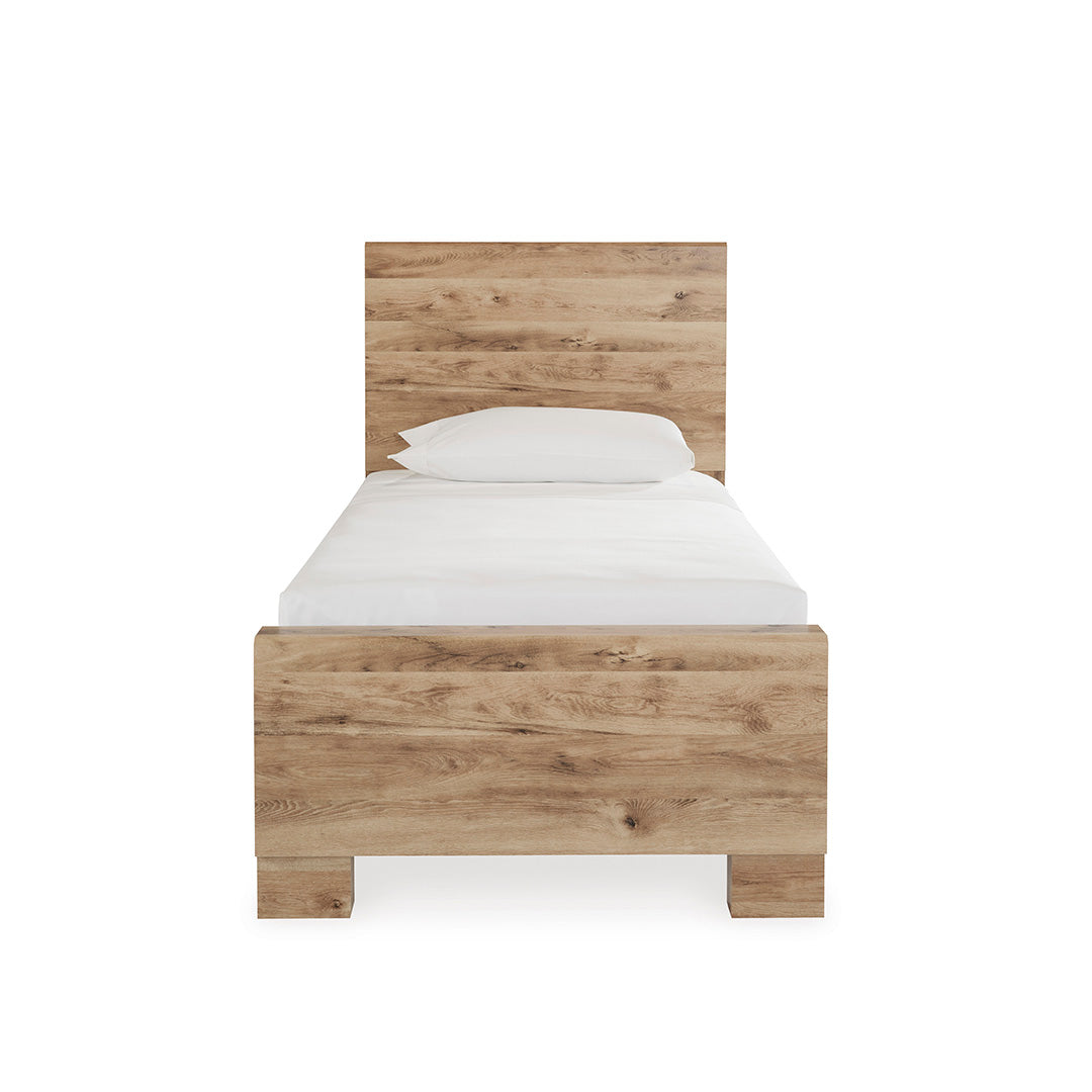 Hyanna Panel Bed