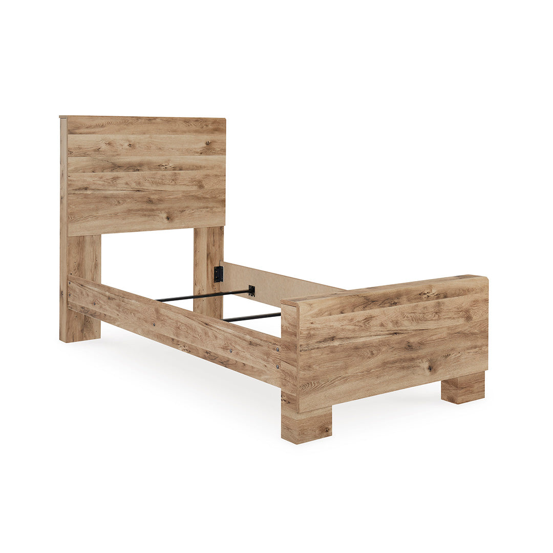 Hyanna Panel Bed