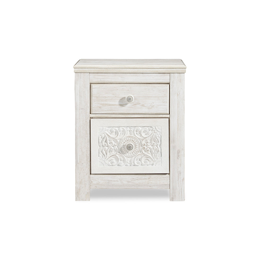 Paxberry Nightstand