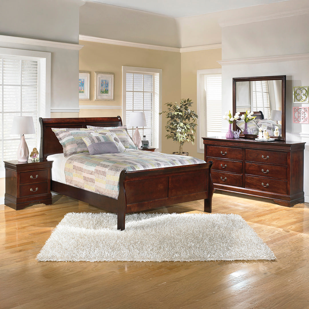 Alisdair Sleigh Bed