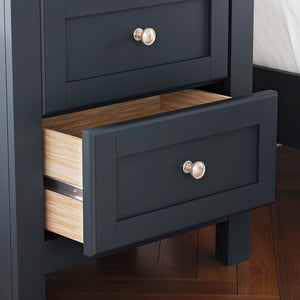 Landocken Nightstand