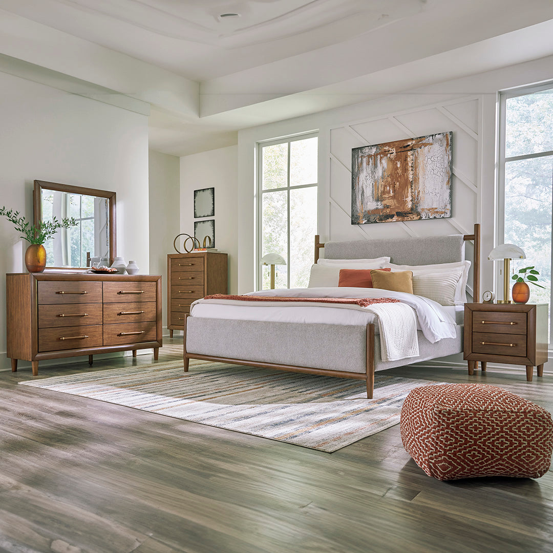 Lyncott Upholstered Bed