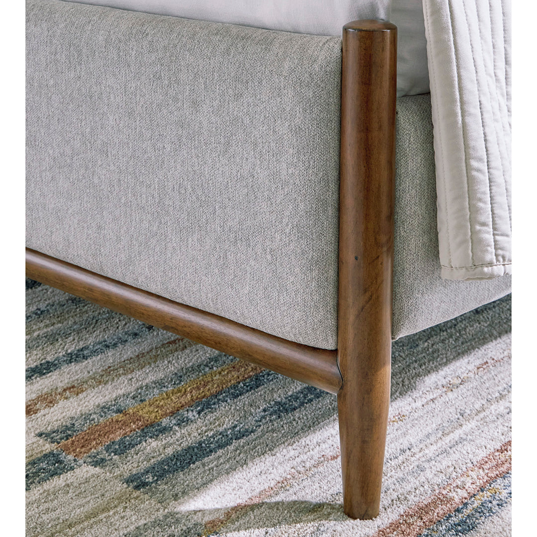 Lyncott Upholstered Bed