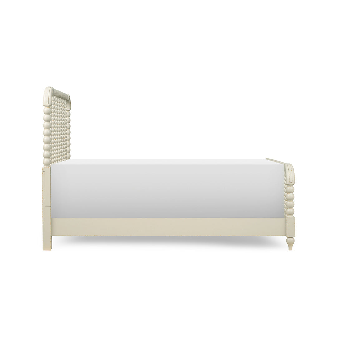 Lake House White Spindle Bed from Legacy Classic Furniture in Queen Veneer - White finish
