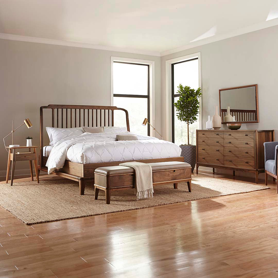Walnut Grove Spindle Bed